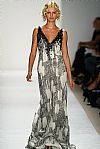 2004 Spring Summer', 'Carolina Herrera', 'Full Length', 'NY-HERRERA  121.jpg