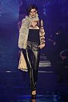 2004  Fall Winter', 'Julien Macdonald', 'Full Length', 'L-MACDONALD 54.jpg
