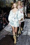 2005 Spring Summer', 'Roberto Cavalli', 'Full Length', 'M-CAVALLI 126.jpg