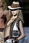 2005 Spring Summer', 'Roberto Cavalli', 'Full Length', 'M-CAVALLI 003.jpg