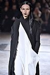 2016 Fall Winter', 'Yohji Yamamoto', 'Full Length', 'YAMAMOTO_WCFF16_031.JPG