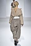 2017 Spring Summer', 'Hussein Chalayan', 'Full Length', 'CHALAYAN_WCFS17_057.jpg