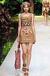 2017 Spring Summer', 'Dolce & Gabbana', 'Full Length', 'DOLCE_WCFS17_181.JPG