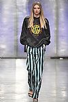 2017 Fall Winter', 'Unique Topshop', 'Full Length', 'UNIQUE_WCFF17_001.jpg