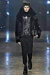 2017 Fall Winter', 'Versus', 'Full Length', 'VERSUS_WCFF17_009.jpg