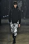 2017 Fall Winter', 'Versus', 'Full Length', 'VERSUS_WCFF17_037.jpg