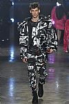 2017 Fall Winter', 'Versus', 'Full Length', 'VERSUS_WCFF17_180.jpg