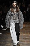 2017 Fall Winter', 'Marques Almeida', 'Full Length', 'ALMEIDA_WCFF17_125.jpg