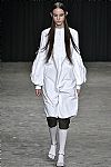 2017 Fall Winter', 'Veronique Branquinho', 'Full Length', 'BRANQUINHO_WCFF17_044.jpg