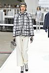 2017 Fall Winter', 'Chanel', 'Full Length', 'CHANEL_WCFF17_006.jpg