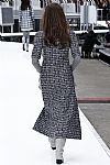 2017 Fall Winter', 'Chanel', 'Full Length', 'CHANEL_WCFF17_016.jpg