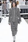 2017 Fall Winter', 'Chanel', 'Full Length', 'CHANEL_WCFF17_121.jpg