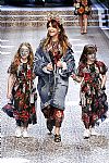 2017 Fall Winter', 'Dolce & Gabbana', 'Full Length', 'DOLCE_WCFF17_265.jpg