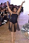 2018 Spring Summer', 'Moncler Gamme Rouge', 'Full Length', 'MONCLERGAMME_WCFS18_041.jpg