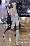 2018 Spring Summer', 'Moncler Gamme Rouge', 'Full Length', 'MONCLERGAMME_WCFS18_213.jpg