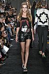 2018 Spring Summer', 'John Richmond', 'Full Length', 'RICHMOND_WCFS18_064.jpg