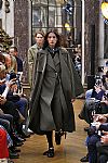 2018 Fall Winter', 'Victoria Beckham', 'Full Length', 'BECKHAM_WCFF18_076.jpg