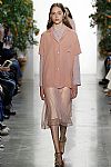 2018 Fall Winter', 'Mansur Gavriel', 'Full Length', 'GAVRIEL_WCFF18_032.jpg