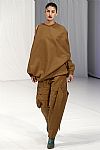 2018 Fall Winter', 'Hussein Chalayan', 'Full Length', 'CHALAYAN_WCFF18_010.jpg