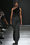 2018 Fall Winter', 'Gareth Pugh', 'Full Length', 'PUGH_WCFF18_045.jpg