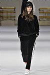 2018 Fall Winter', 'Agnes B', 'Full Length', 'AGNESB_WCFF18_015.jpg