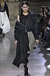 2018 Fall Winter', 'Moon Young Yee', 'Full Length', 'YOUNGHEE_WCFF18_015.jpg