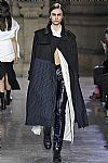2018 Fall Winter', 'Moon Young Yee', 'Full Length', 'YOUNGHEE_WCFF18_027.jpg