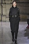 2018 Fall Winter', 'Moon Young Yee', 'Full Length', 'YOUNGHEE_WCFF18_059.jpg