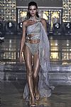 2019 Spring Summer', 'Julien Macdonald', 'Full Length', 'MACDONALD_WCFS19_007.jpg