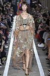 2019 Spring Summer', 'Blumarine', 'Full Length', 'BLUMARINE_WCFS19_109.jpg