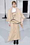2019 Fall Winter', 'Anrealage', 'Full Length', 'ANREALAGE_WCFF19_323.jpg
