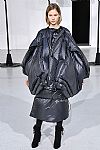 2019 Fall Winter', 'Anrealage', 'Full Length', 'ANREALAGE_WCFF19_406.jpg