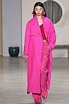 2019 Fall Winter', 'Jacquemus', 'Full Length', 'JAQUEMUS_WCFF19_323.jpg