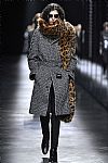 2019 Fall Winter', 'Yves Saint Laurent', 'Full Length', 'LAURENT_WCFF19_201.jpg