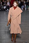 2019 Fall Winter', 'Cedric Charlier', 'Full Length', 'CHARLIER_WCFF19_064.jpg