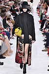 2019 Fall Winter', 'Valentino', 'Full Length', 'VALENTINO_WCFF19_054.jpg
