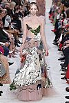 2019 Fall Winter', 'Valentino', 'Full Length', 'VALENTINO_WCFF19_153.jpg