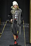 2019 Fall Winter', 'Versace', 'Full Length', 'VERSACE_WCFF19_026.jpg