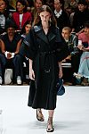2020 Spring Summer', 'J.W. Anderson', 'Full Length', 'JWANDERSON_WCFS20_105.JPG