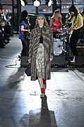 2020 Fall Winter', 'Coach', 'Full Length', 'COACH_WCFF20_131.JPG