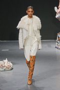 2020 Fall Winter', 'Tory Burch', 'Full Length', 'BURCH_WCFF20_011.JPG