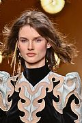 2020 Fall Winter', 'Nicky Zimmermann', 'Details', 'ZIMMERMAN_WCDF20_049.JPG