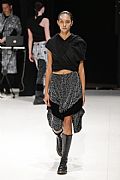 2020 Fall Winter', 'Hussein Chalayan', 'Full Length', 'CHALAYAN_WCFF20_060.JPG