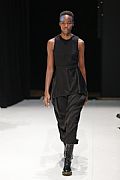2020 Fall Winter', 'Hussein Chalayan', 'Full Length', 'CHALAYAN_WCFF20_066.JPG