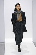 2020 Fall Winter', 'Margaret Howell', 'Full Length', 'HOWELL_WCFF20_020.JPG