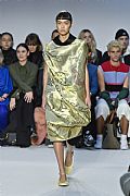 2020 Fall Winter', 'J.W. Anderson', 'Full Length', 'JWANDERSON_WCFF20_020.JPG