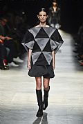 2020 Fall Winter', 'Christopher Kane', 'Full Length', 'KANE_WCFF20_087.JPG