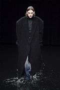 2020 Fall Winter', 'Balenciaga', 'Full Length', 'BALENCIAGA_WCFF20_040.JPG