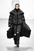 2020 Fall Winter', 'Issey Miyake', 'Full Length', 'MIYAKE_WCFF20_086.JPG