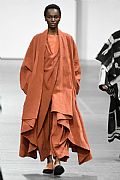 2020 Fall Winter', 'Issey Miyake', 'Full Length', 'MIYAKE_WCFF20_101.JPG